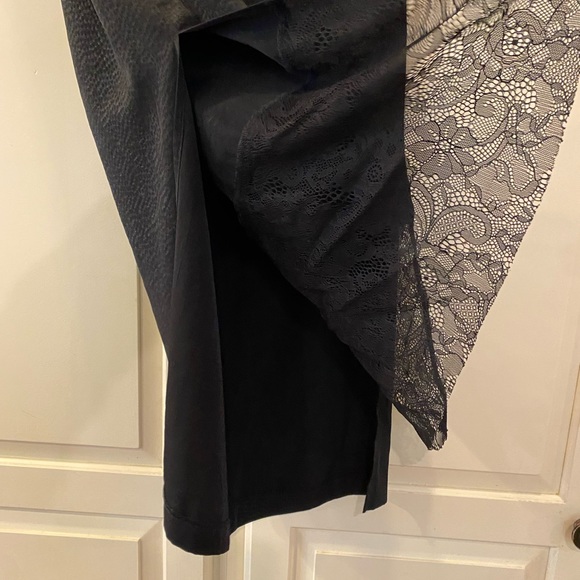 BCBG Generation skirt - Picture 3 of 8